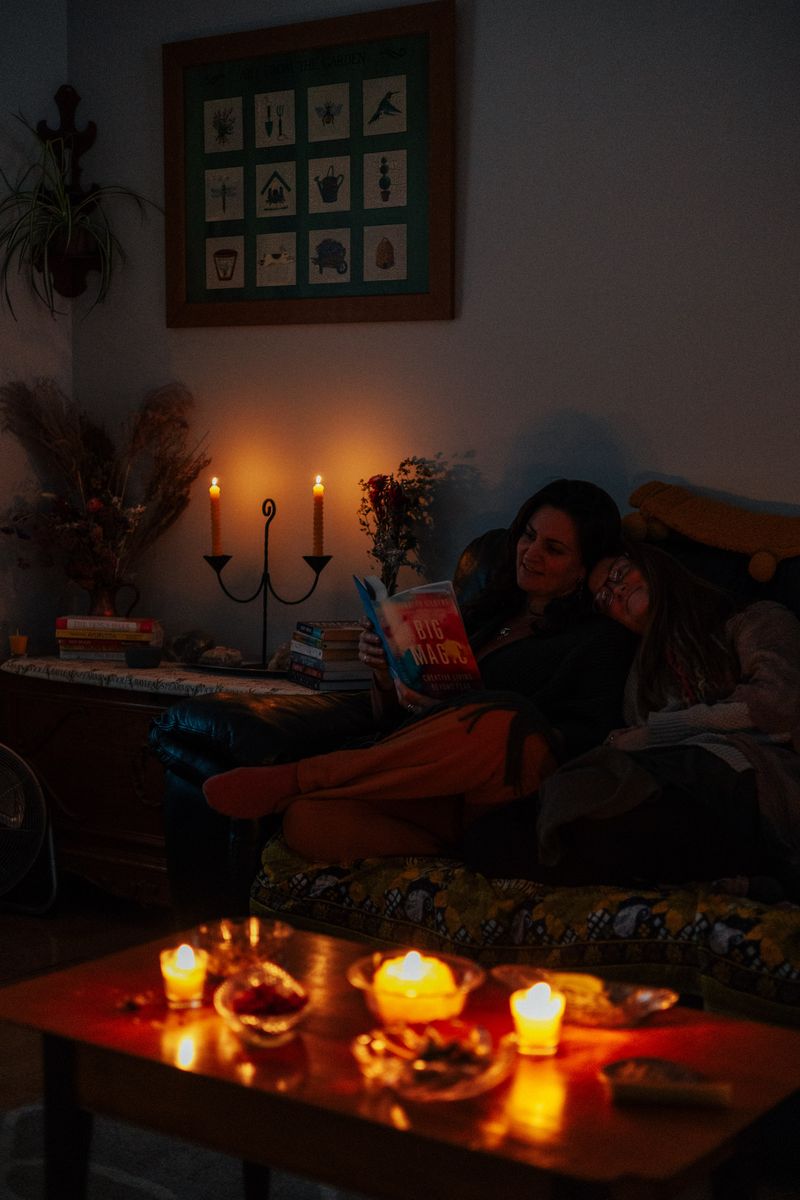 Contemplation station